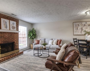 587 Wedgewood Drive - Photo Thumbnail 1