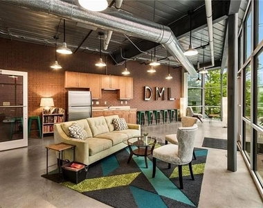 572 Edgewood Avenue Ne - Photo Thumbnail 21