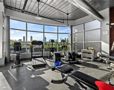 572 Edgewood Avenue Ne - Photo Thumbnail 18
