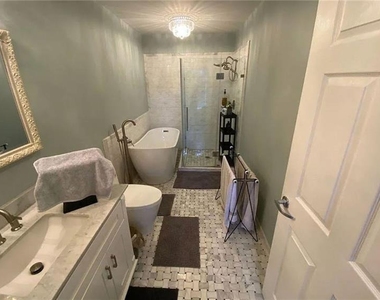 572 Edgewood Avenue Ne - Photo Thumbnail 11