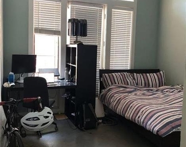 572 Edgewood Avenue Ne - Photo Thumbnail 15