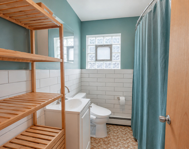 7330 39th Street - Photo Thumbnail 6