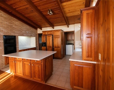 500 Piedmont Road Ne - Photo Thumbnail 14