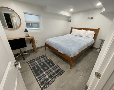 3116 N Damen Avenue - Photo Thumbnail 7