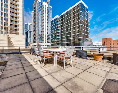 1430 S Michigan Avenue - Photo Thumbnail 4