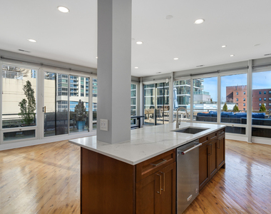 1430 S Michigan Avenue - Photo Thumbnail 8