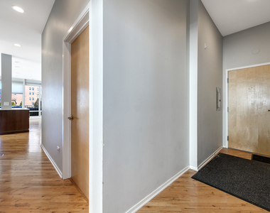 1430 S Michigan Avenue - Photo Thumbnail 16