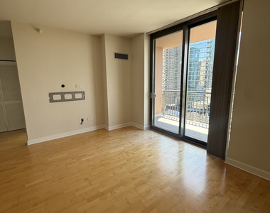 1101 S State Street - Photo Thumbnail 8