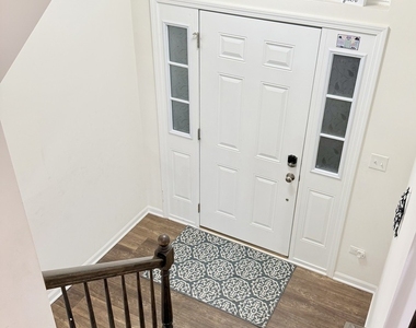 2995 Madison Drive - Photo Thumbnail 2