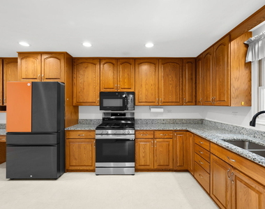 20589 N Horatio Boulevard - Photo Thumbnail 3