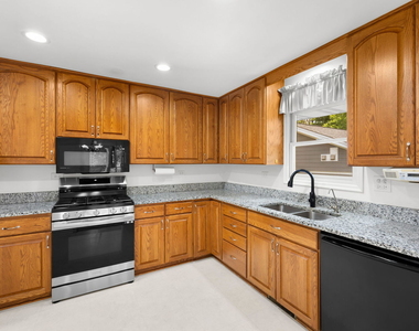 20589 N Horatio Boulevard - Photo Thumbnail 2