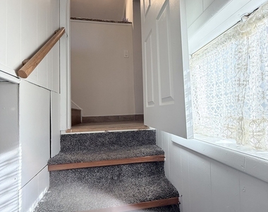 4528 Grace Street - Photo Thumbnail 32
