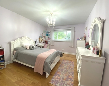4528 Grace Street - Photo Thumbnail 8