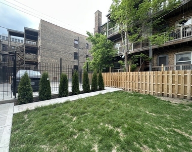 4338 N Clarendon Avenue - Photo Thumbnail 23