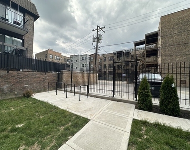 4338 N Clarendon Avenue - Photo Thumbnail 24