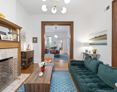 2110 N Dayton Street - Photo Thumbnail 6