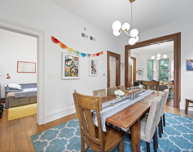 2110 N Dayton Street - Photo Thumbnail 10