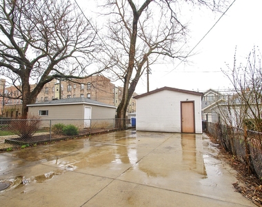 4240 N Ashland Avenue - Photo Thumbnail 8