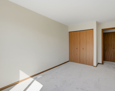 187 Uteg Street - Photo Thumbnail 12