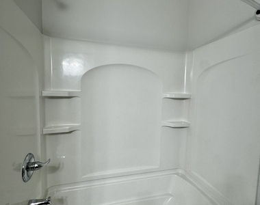 313 20th Street - Photo Thumbnail 8