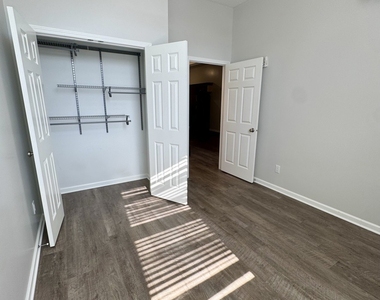 313 20th Street - Photo Thumbnail 10