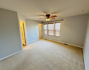 4121 Blackstone Drive - Photo Thumbnail 15