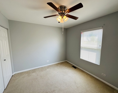 4121 Blackstone Drive - Photo Thumbnail 18