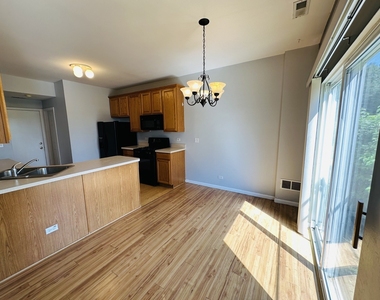 4121 Blackstone Drive - Photo Thumbnail 6