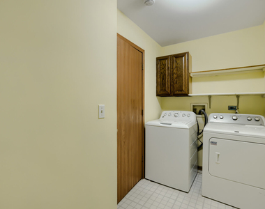 108 E Big Horn Drive - Photo Thumbnail 15