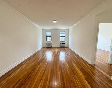 1680 York Avenue - Photo Thumbnail 6
