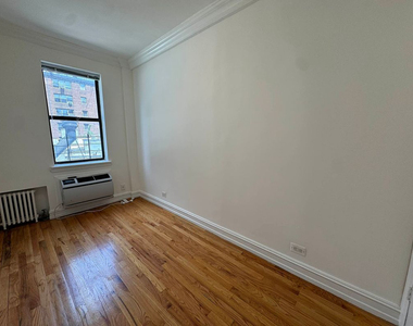 1680 York Avenue - Photo Thumbnail 1