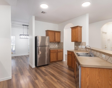 32350 Cross Spring Park Lane - Photo Thumbnail 8