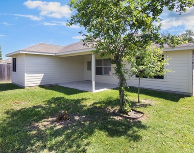 32350 Cross Spring Park Lane - Photo Thumbnail 26