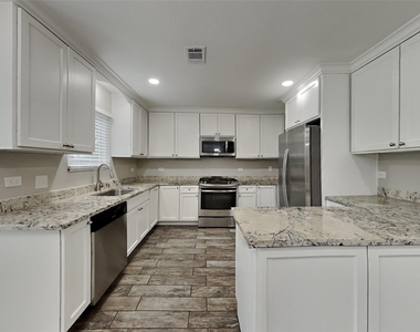 2603 Hidden Garden Drive - Photo Thumbnail 4