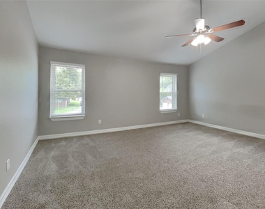 2603 Hidden Garden Drive - Photo Thumbnail 6