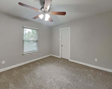 2603 Hidden Garden Drive - Photo Thumbnail 14