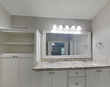 2603 Hidden Garden Drive - Photo Thumbnail 9
