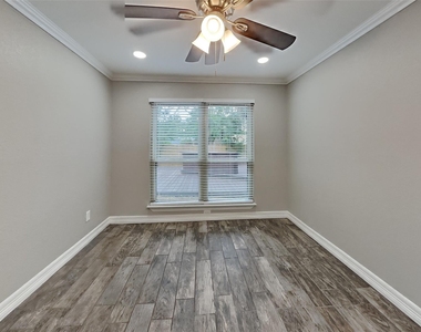 2603 Hidden Garden Drive - Photo Thumbnail 18