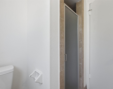 3930 Cypress Hill Drive - Photo Thumbnail 20