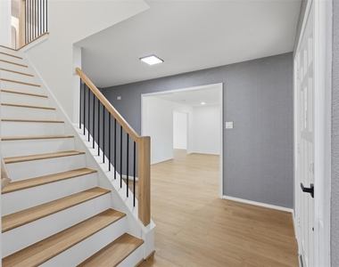 3930 Cypress Hill Drive - Photo Thumbnail 7