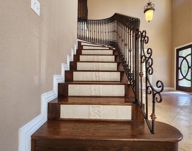 115 Oak Colony Drive - Photo Thumbnail 18