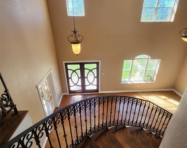115 Oak Colony Drive - Photo Thumbnail 20