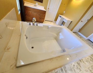 115 Oak Colony Drive - Photo Thumbnail 42