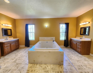 115 Oak Colony Drive - Photo Thumbnail 39