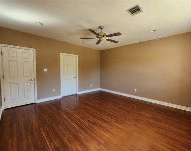 115 Oak Colony Drive - Photo Thumbnail 22