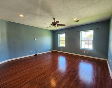 115 Oak Colony Drive - Photo Thumbnail 32
