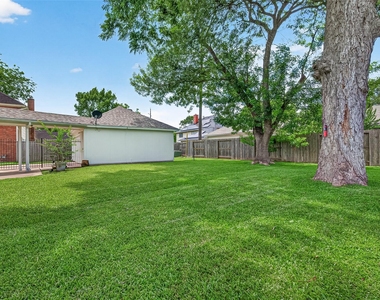 4506 Warwick Drive - Photo Thumbnail 30