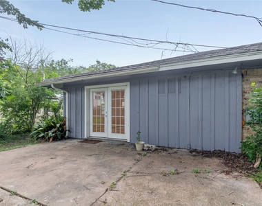 118 E Thornton Road - Photo Thumbnail 21