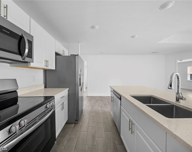 5022 25th Street Sw - Photo Thumbnail 12