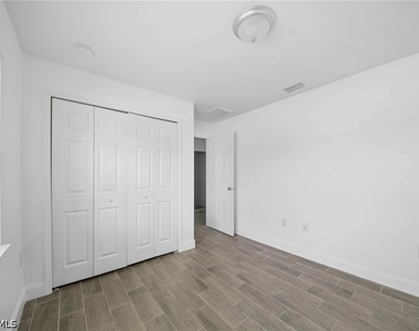 5022 25th Street Sw - Photo Thumbnail 6